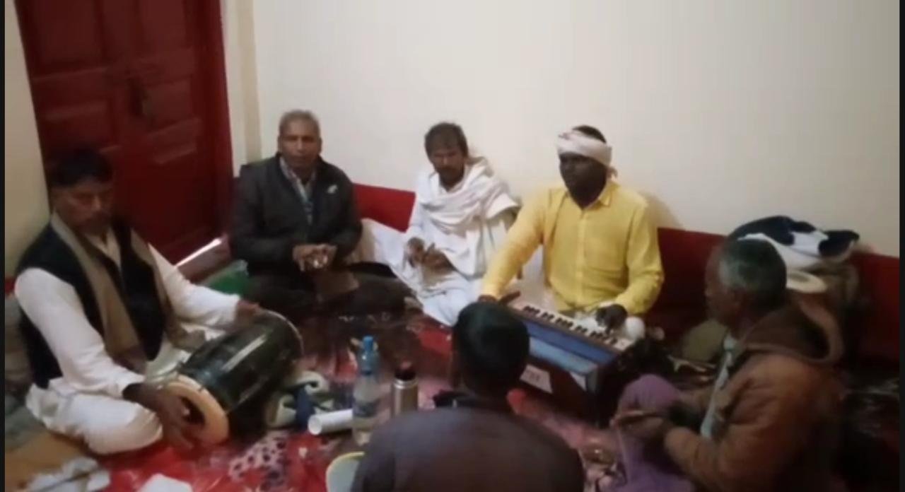 Khabre Aaj Bhi