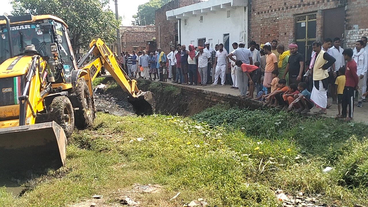 Khabre Aaj Bhi