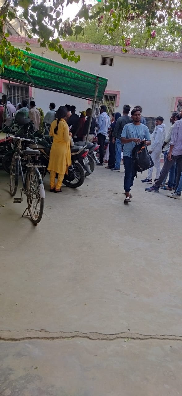 Khabre Aaj Bhi