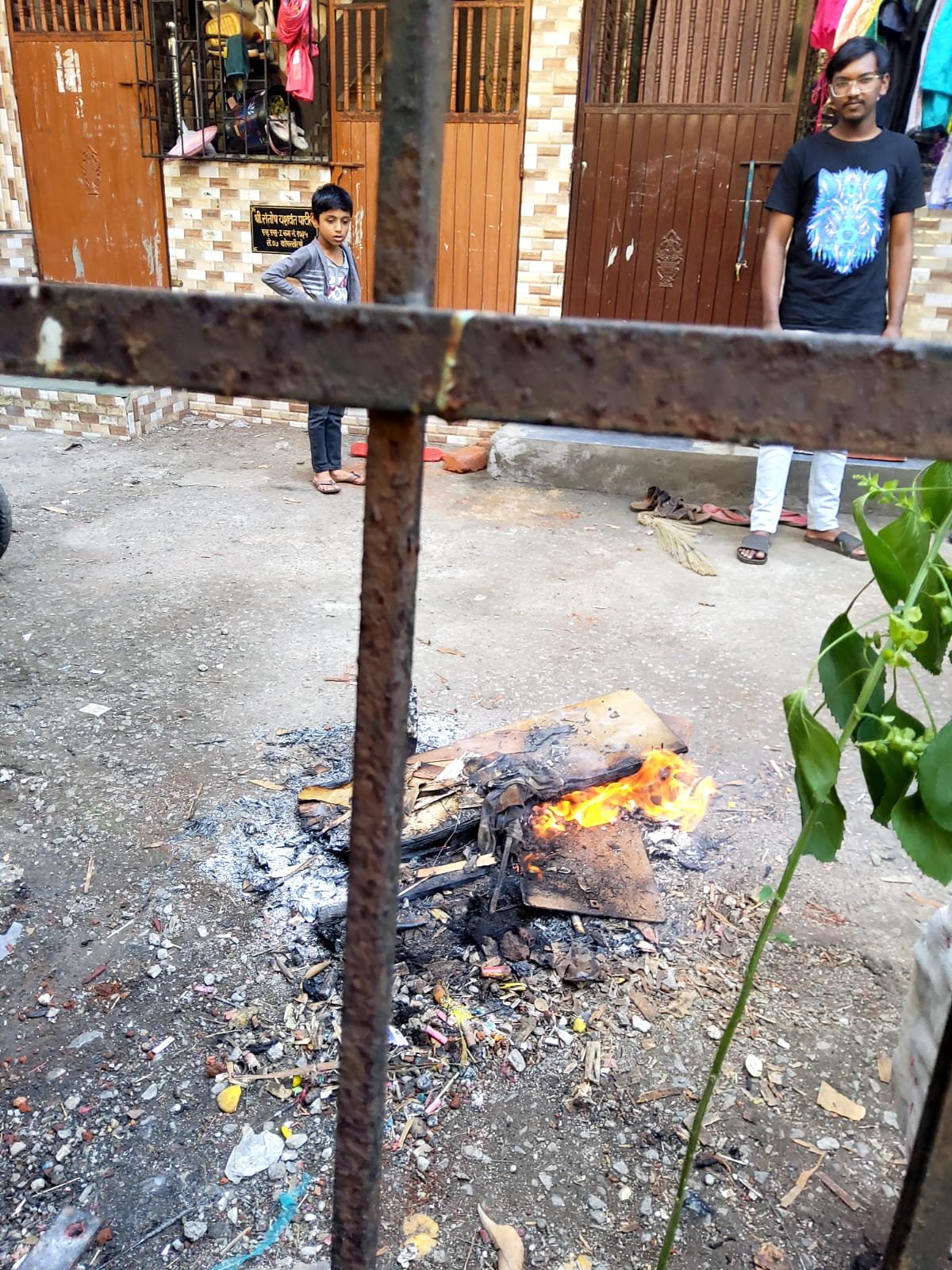 Khabre Aaj Bhi