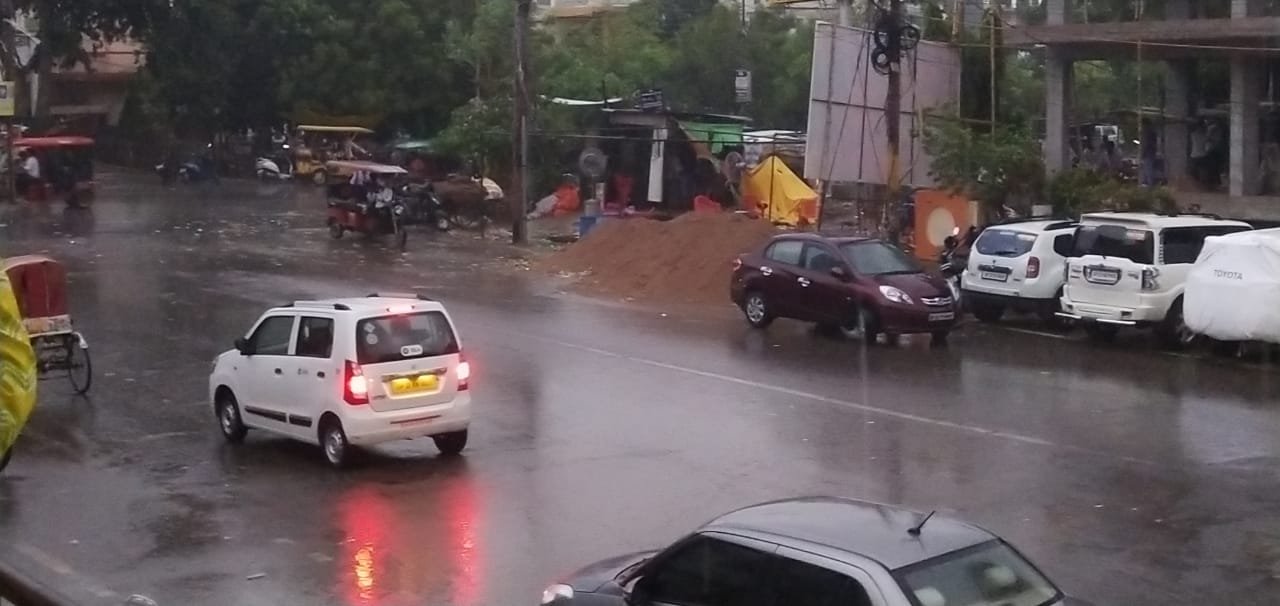 Khabre Aaj Bhi