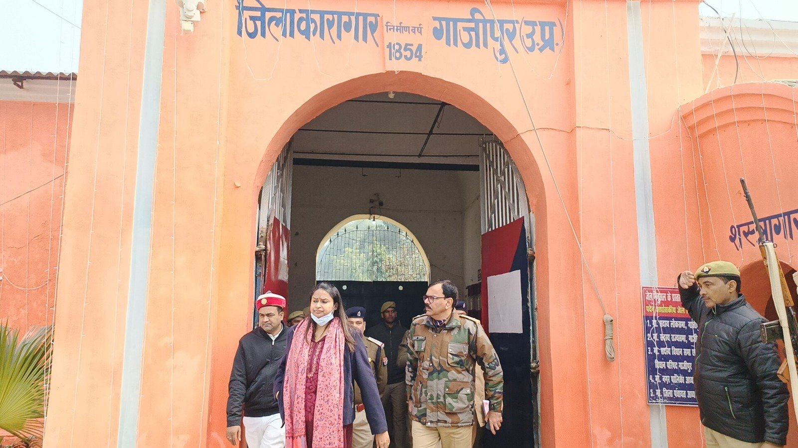 Khabre Aaj Bhi