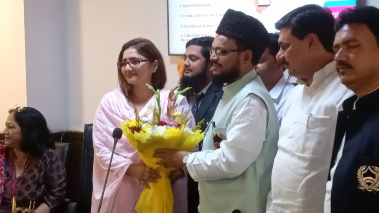 Khabre Aaj Bhi